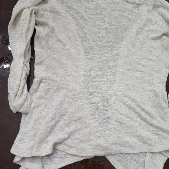 #056 Candies Small Open cream & gold Cardigan - Picture 10 of 12